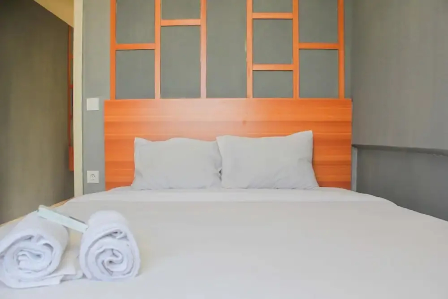 Comfortable and High Floor 2BR at Meikarta Apartment