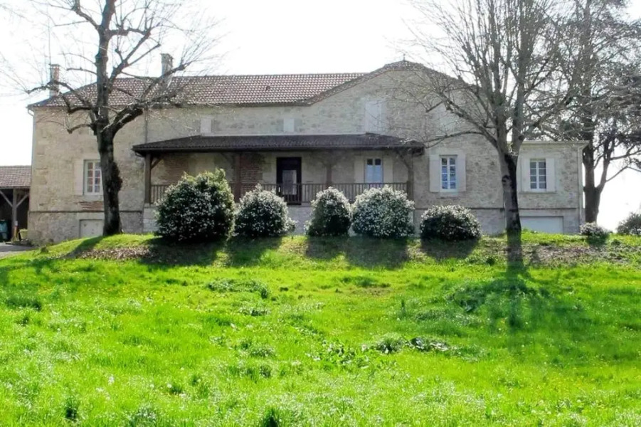 Villa With 5 Bedrooms in Penne-d'agenais, With Private Pool, Furnished Garden and Wifi