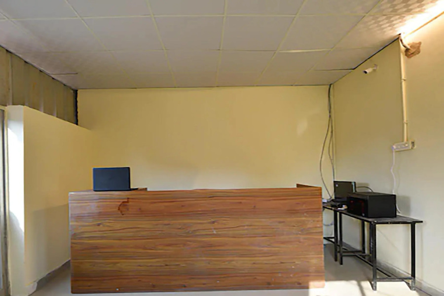 OYO 77833 Galaxy Hotel & Restaurant