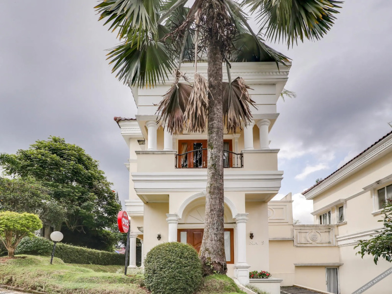 OYO 3925 Yasmin Rinai