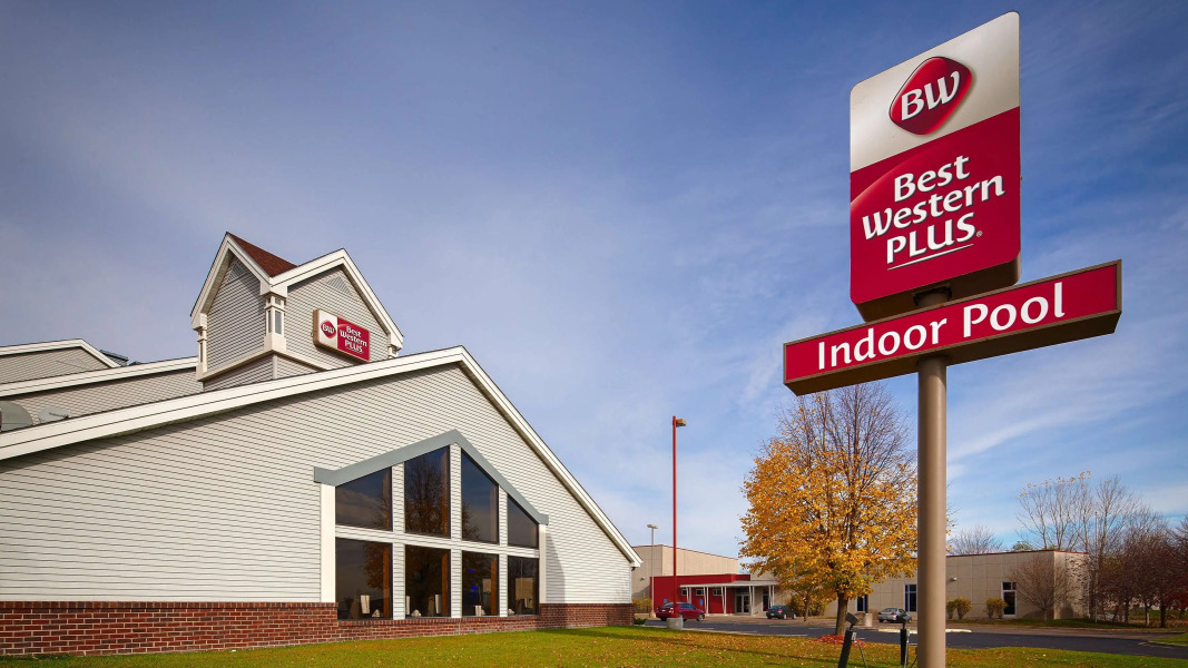 Baymont By Wyndham Brooklyn Center