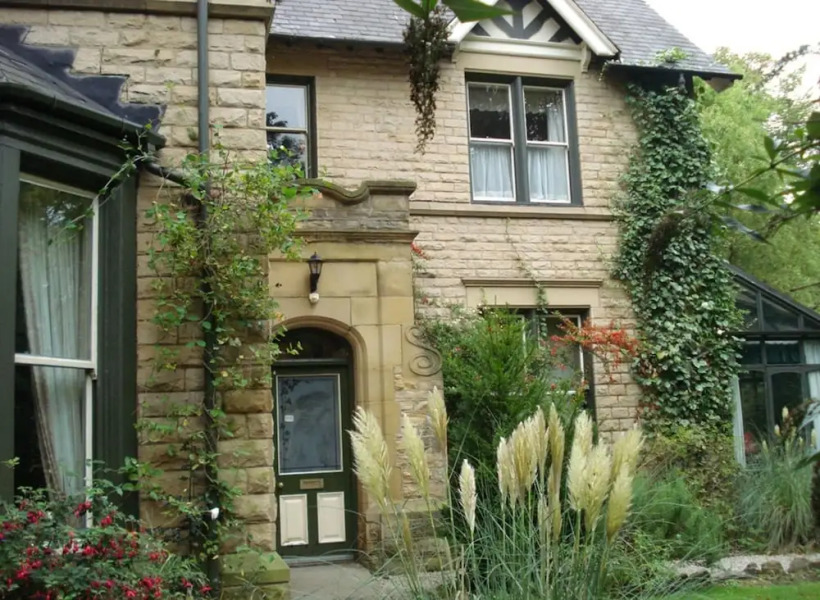 The Briary Hotel - Guest House