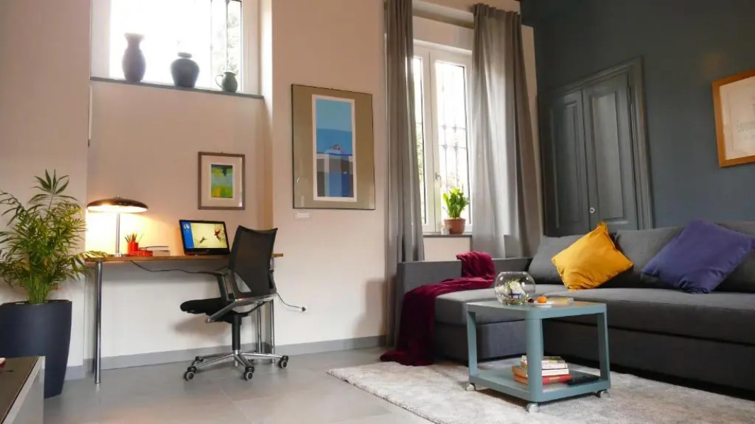 Casa25- Convenient location to Miland Centre & Como Lake!