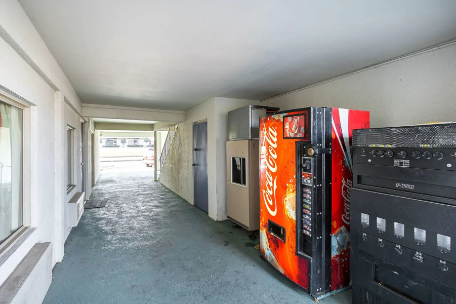 Clarion Pointe Decatur Downtown