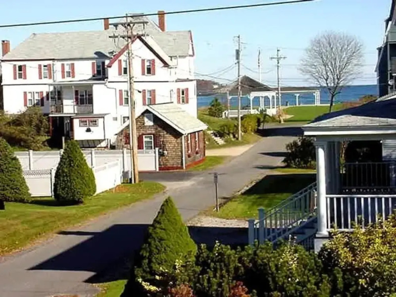 Cozy Cottage by the Sea - Y672