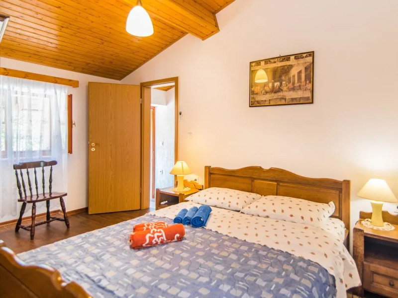 Stone House with Private Pool And Garden in Quiet Place