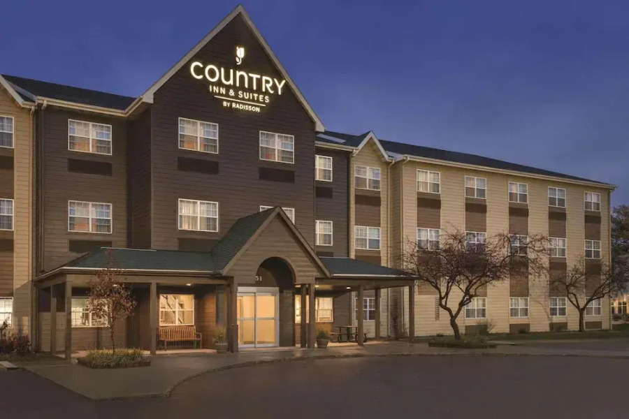 Country Inn & Suites By Carlson, Dakota Dunes, SD