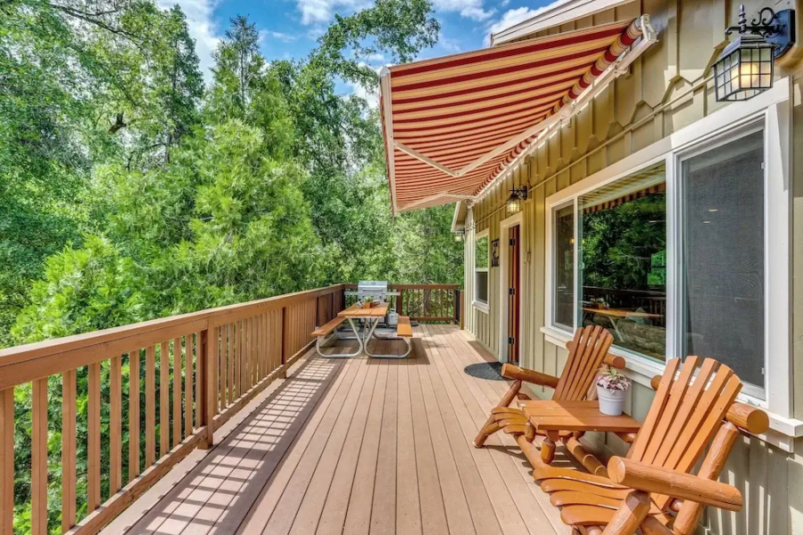 Rustic Oakhurst Retreat < 4 Mi to Bass Lake!