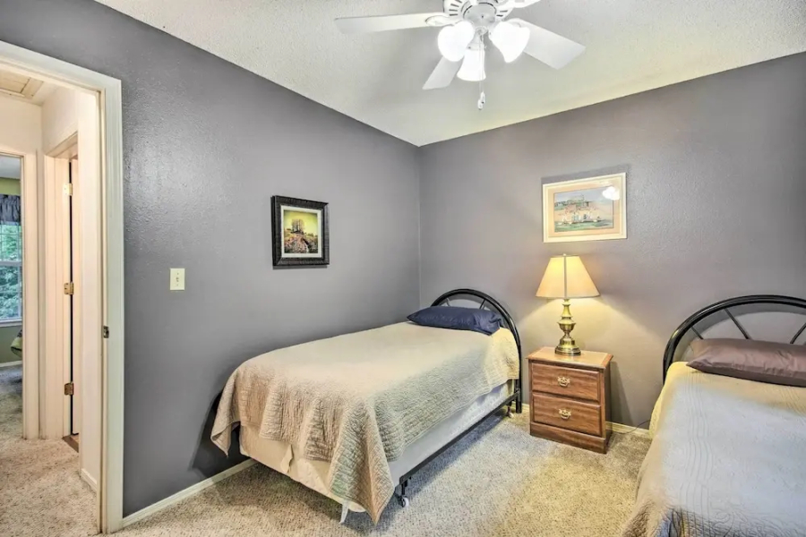 Bella Vista Home Base Near Mtn Biking & Golf!