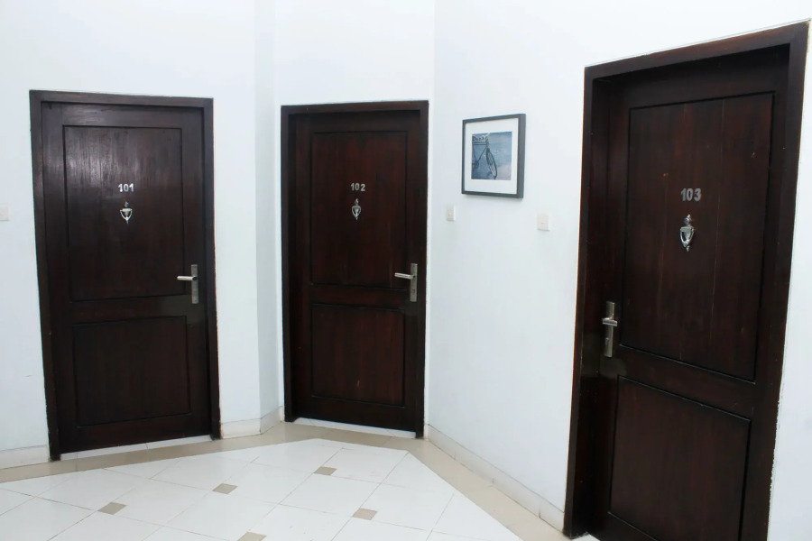 Allegro Holiday Suites