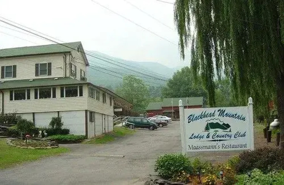 Blackhead Mountain Lodge & Country Club