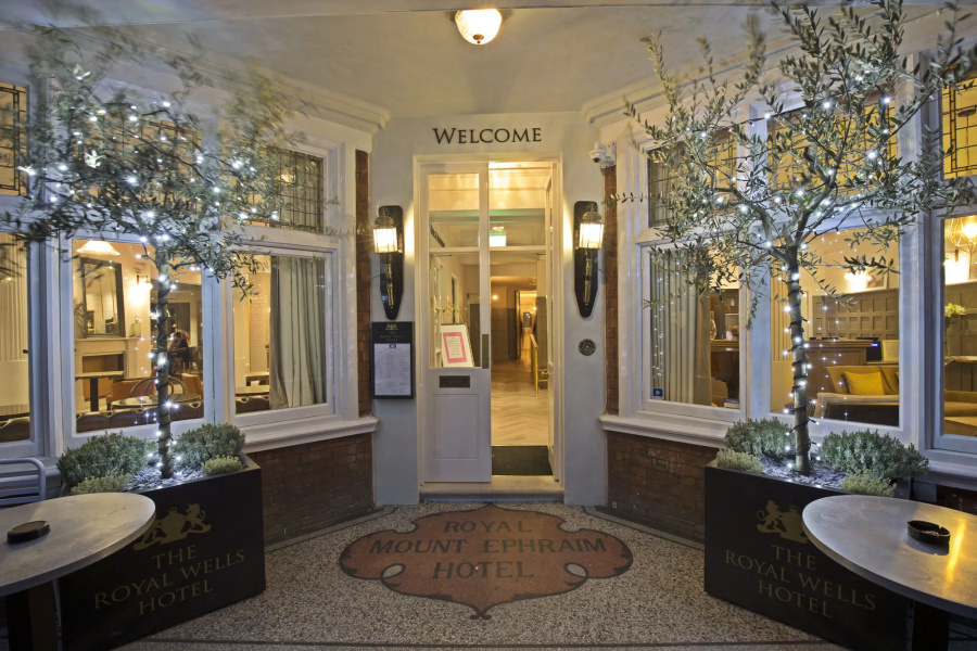 Royal Wells Hotel