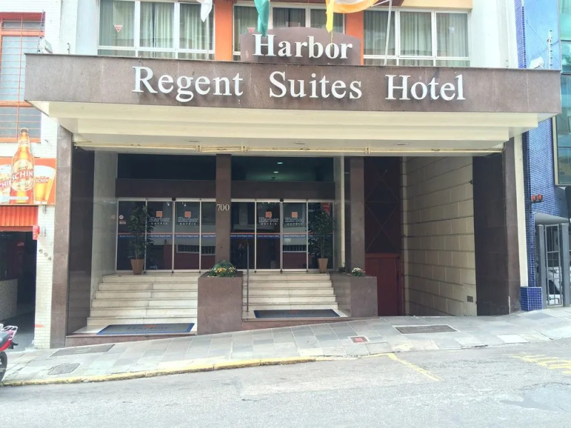 Harbor Regent Suites
