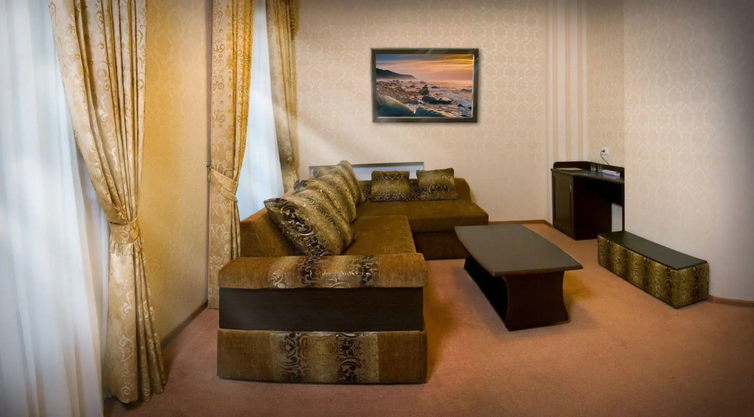 Отель «Роял стрит»