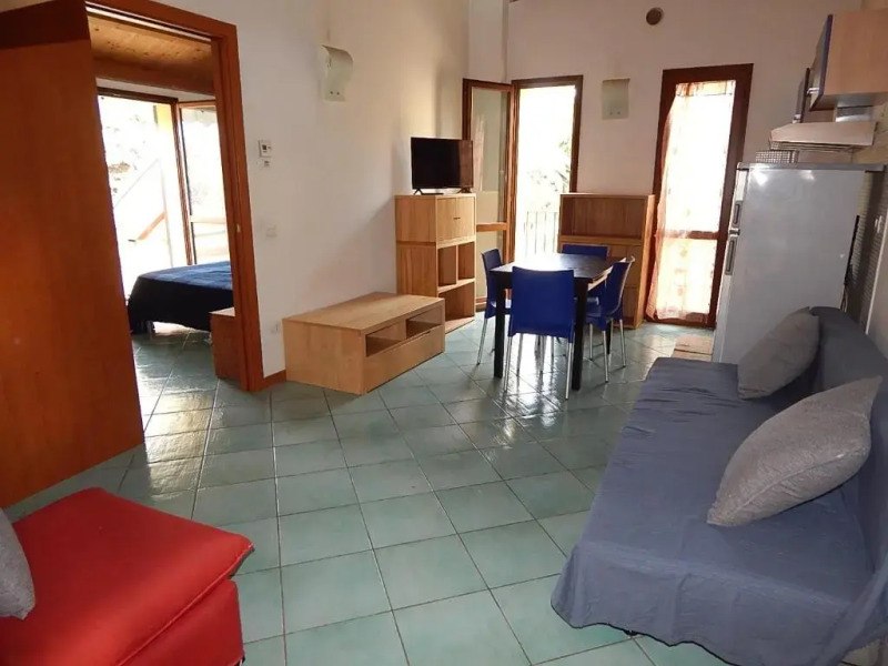 N186 - Numana, nuovo bilocale con piscina