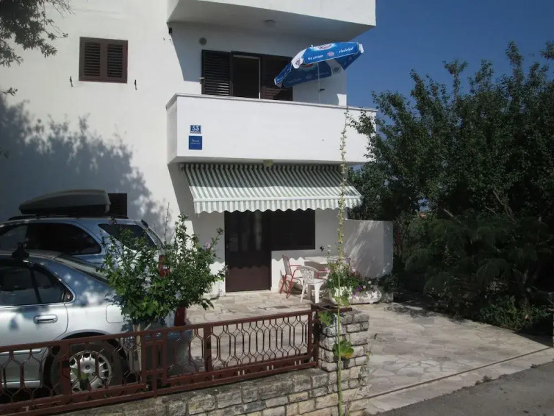 Villa Velin Apartments