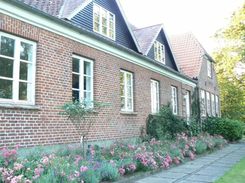 Lindebo Bed & Breakfast