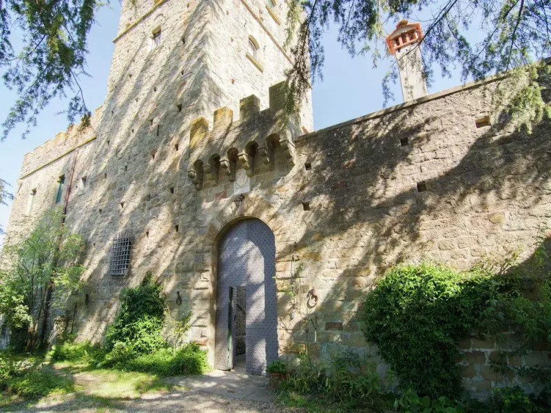 Scenic Stay Near Florence