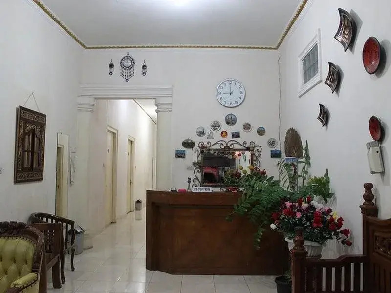 Monalisa Stabas Krui Hotel