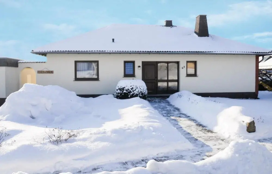 Awesome Apartment in Prüm With 3 Bedrooms and Wifi