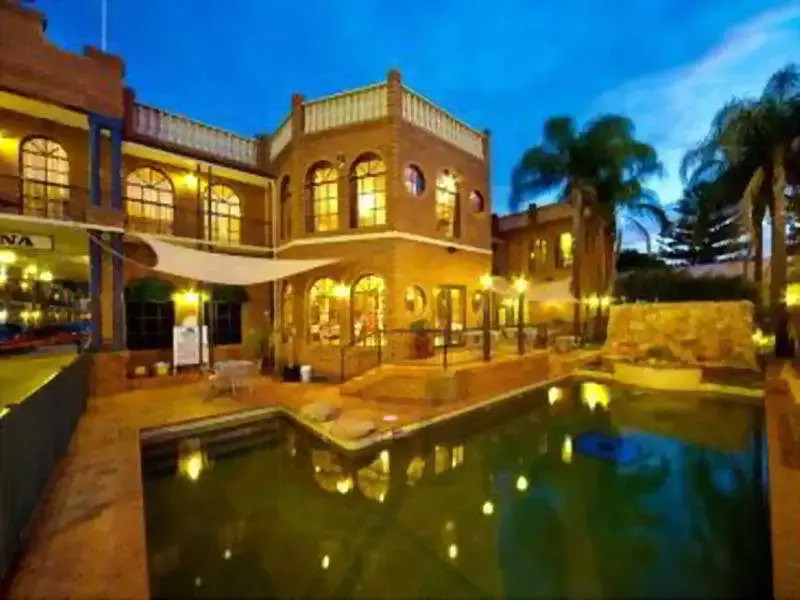 Econo Lodge Albury Paddlesteamer