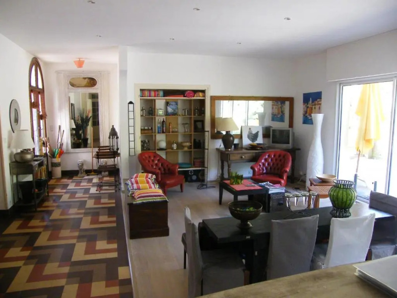 Villa L'OUSTAL avec piscine entre lac et océan pour 8-10 personnes