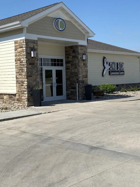 Cobblestone Hotel & Suites – Broken Bow