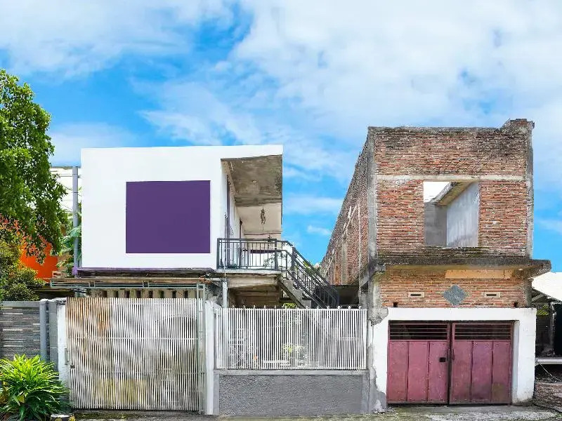 Spot On 91672 House Of Henny Tea