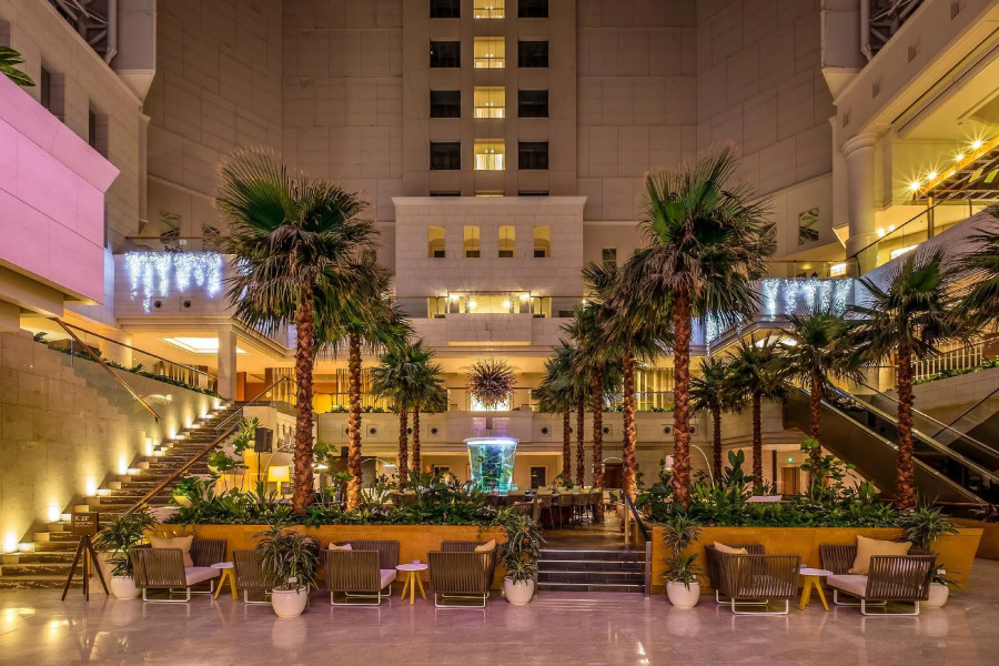 Phoenix Seagaia Ocean Tower