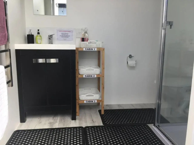 Palm Drive 'Cozy Cabins'