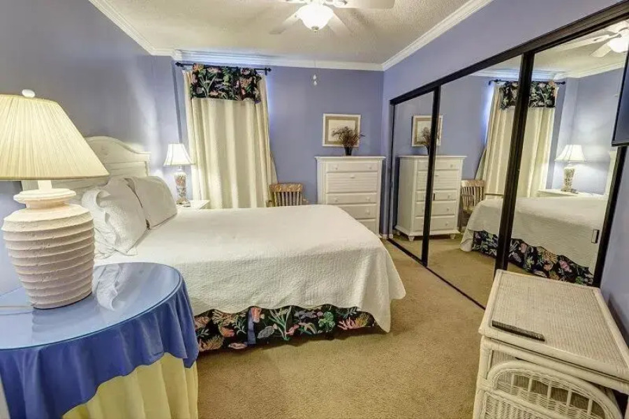 Windward Pointe 704 by RedAwning