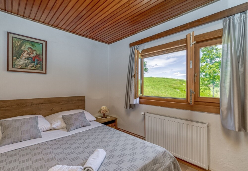 Child Friendly Rural House Jeka