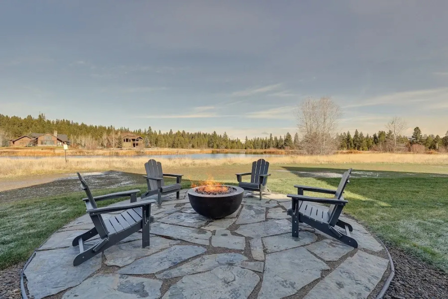 Spacious Mccall Home w/ Private Lake Access!