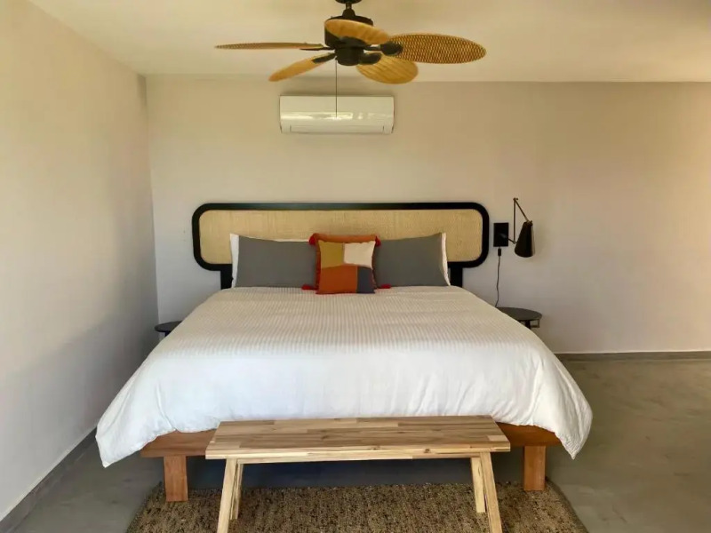 Catalina Tropical Lodge