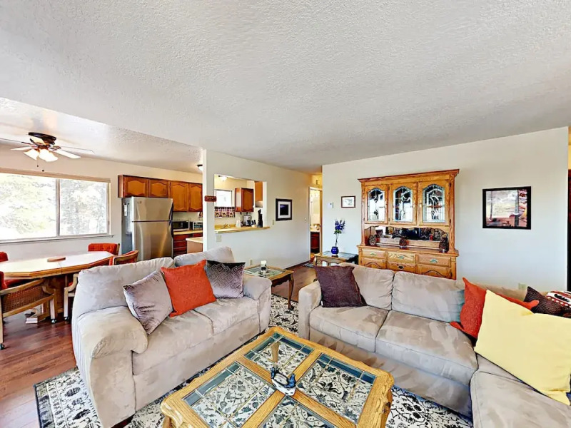 415 Bayview Dr Home 2 Bedrooms 2 Bathrooms Home