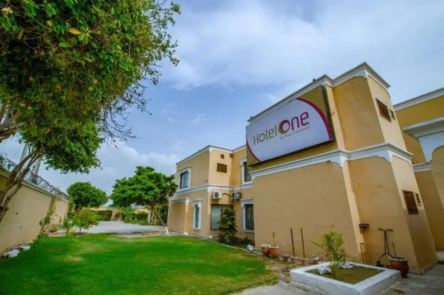 Hotel One Bahawalpur