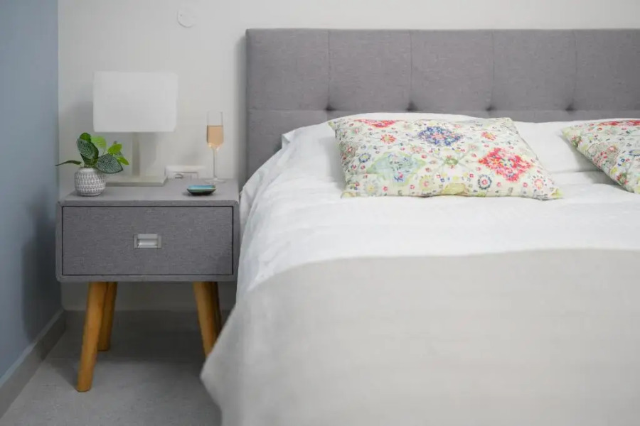 PRINCES of the Dead Sea by CROWN