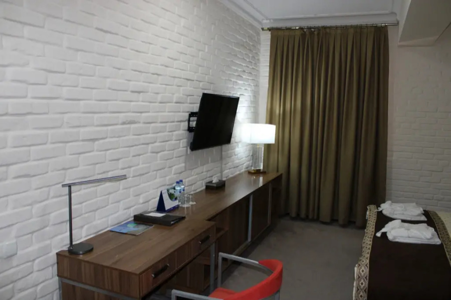 Zarafshan Grand Hotel