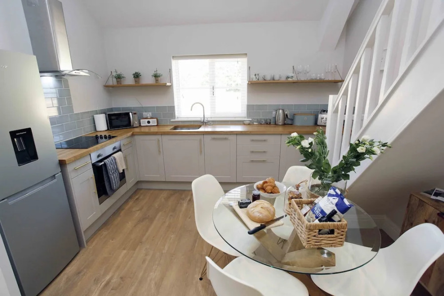 The Granary and Teals Den at Carters Barn Farm