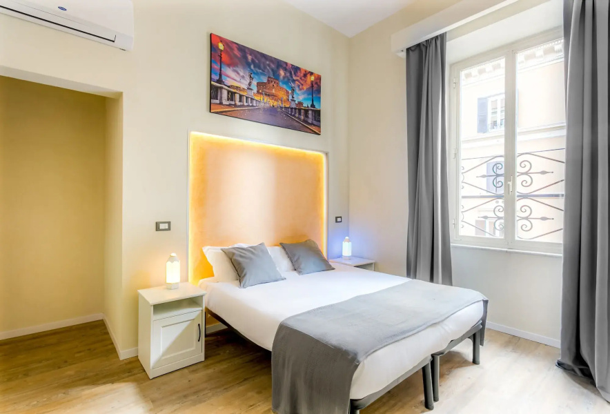 AmoRoma Suite