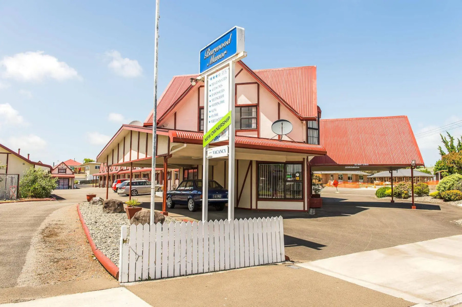 Burwood Manor Motel