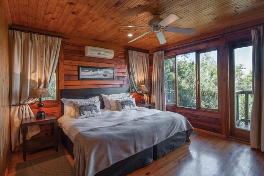 Kariega Game Reserve - Main Lodge