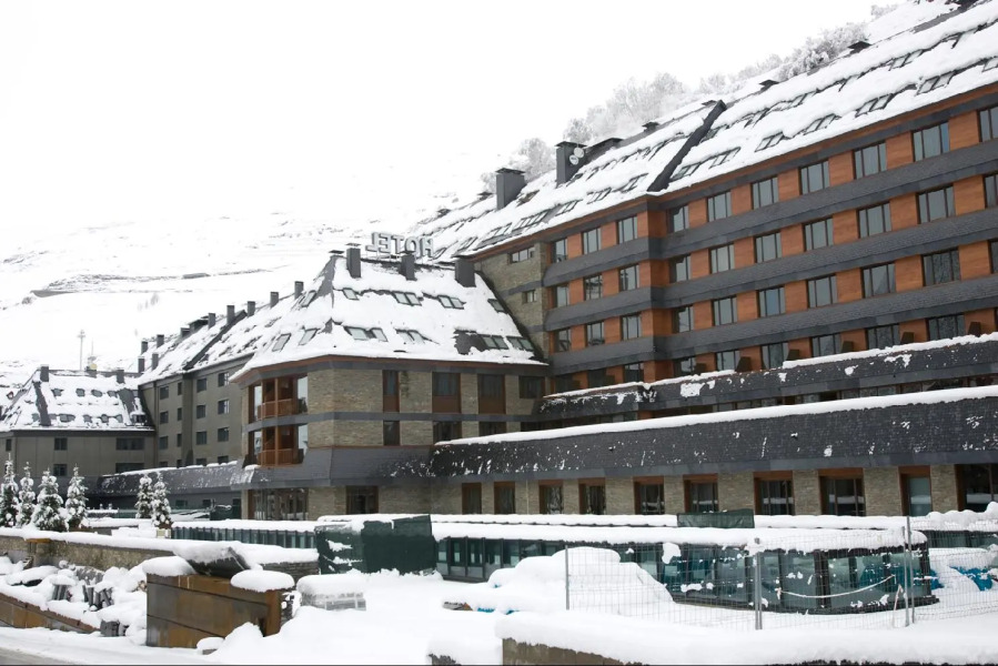 Hotel Val De Neu