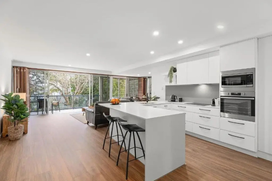 4 Trieste Central Apartment with a Backdrop of Lush Greenery