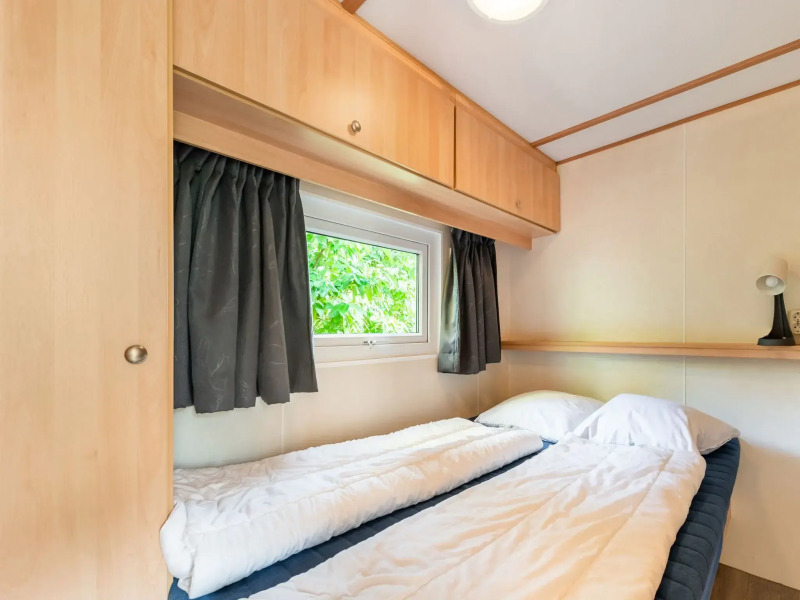 Snug Chalet in Epe With Garden