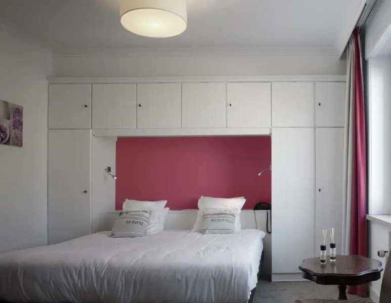 Beach Hotel - Auberge des Rois