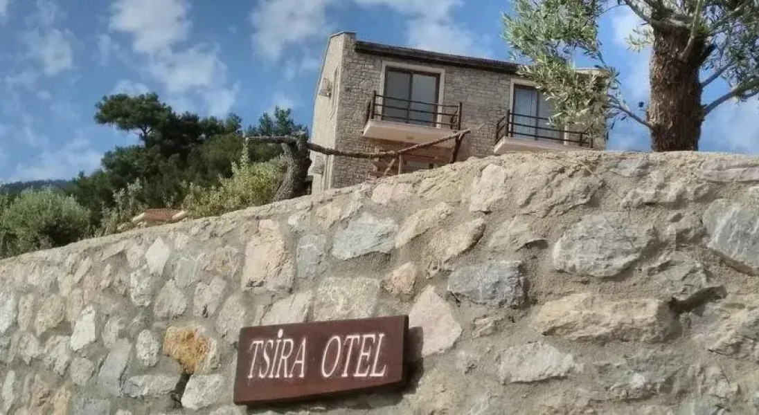 Tsira Hotel