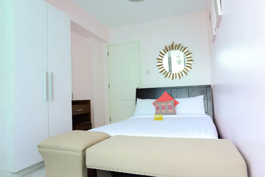 SIGLO SUITES @ The Azure Urban Resort Residences