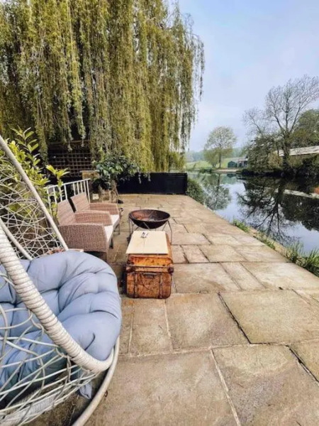 Artist's Riverside Home