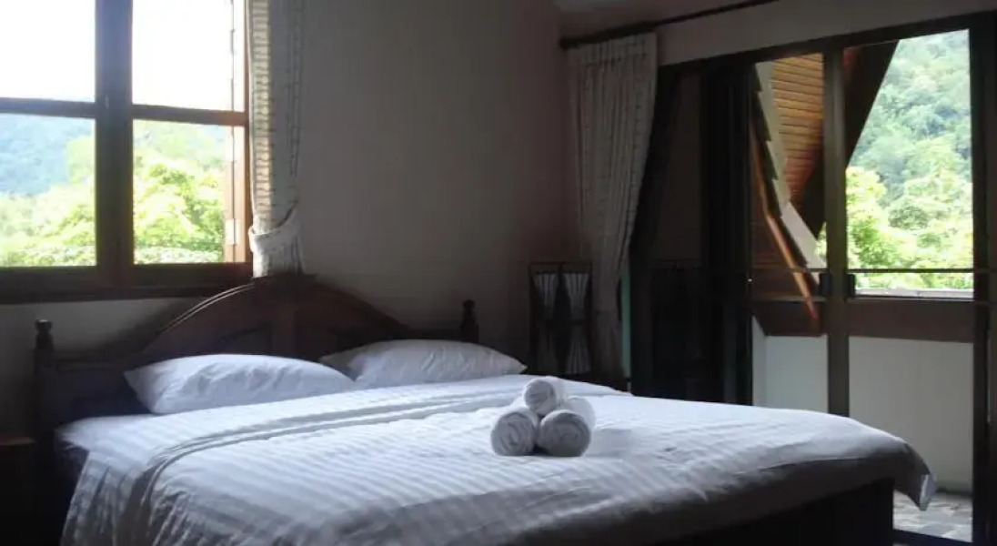 Magnificent Mountain View Retreat